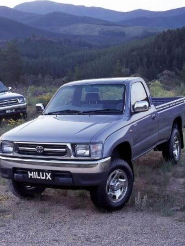 Foto de uma Hilux 2023