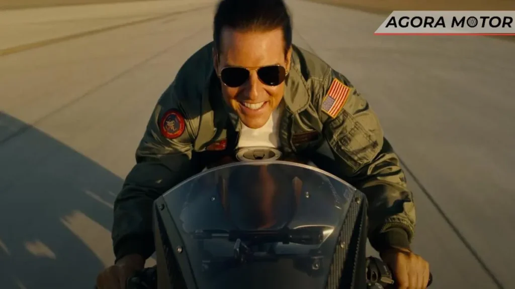 Carros e motos mais legais que Tom Cruise já dirigiu no cinema