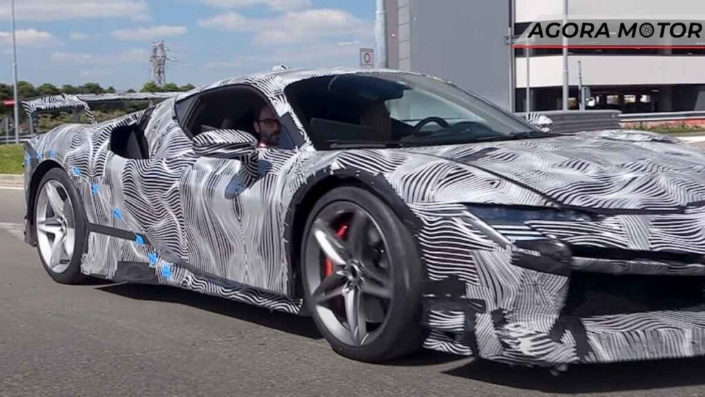 Ferrari SF90 aparece com grande aerofólio em novo flagra!