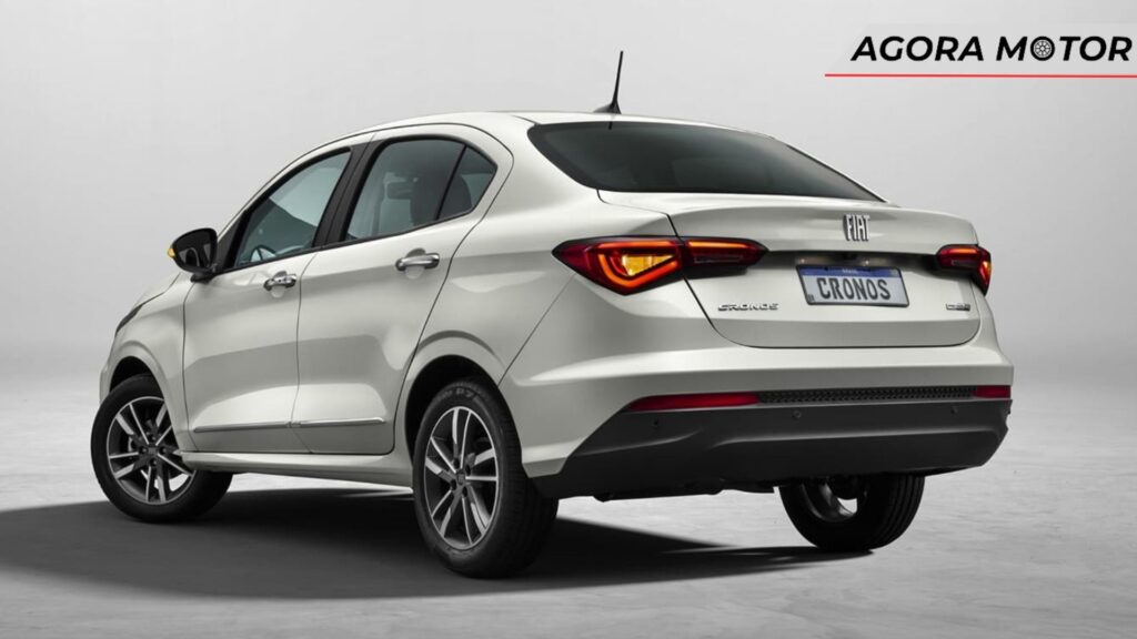 Traseira do Fiat Cronos 2024.