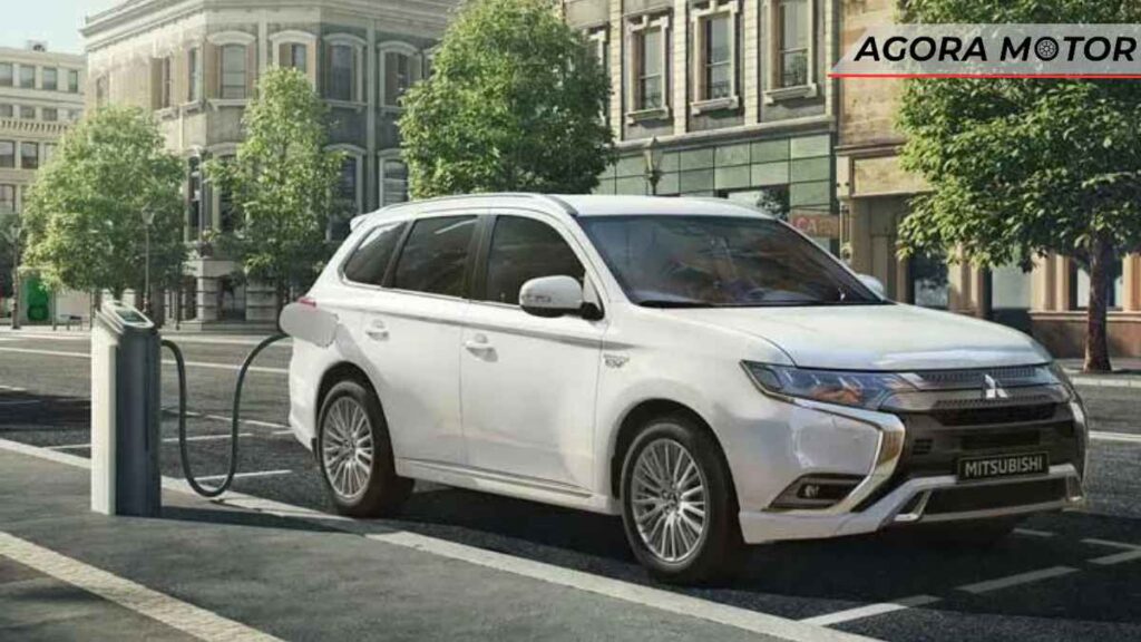 Mitsubishi Outlander Plug-In Hybrid 2023