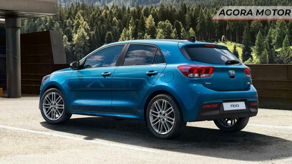 Novo Kia Rio versão hatch também é flagrado. Fonte/Reprodução: Kia