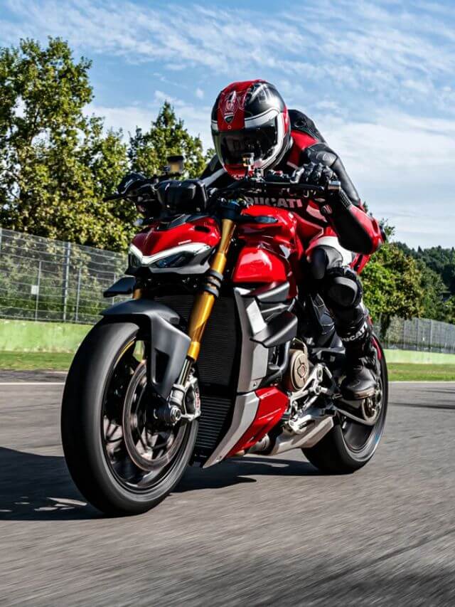 Streetfighter V4 S 2023.