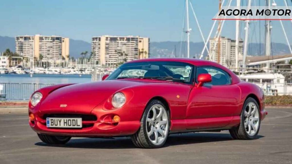 Um TVR Cerbera manterá você ser alguém muito próximo do seu mecânico!