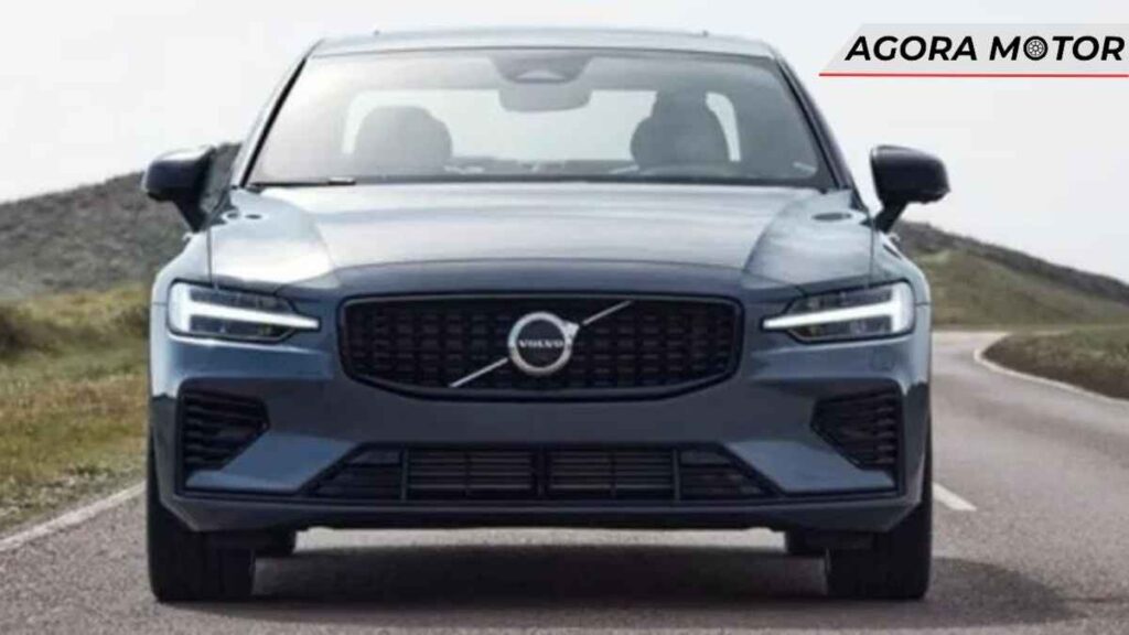 Volvo S60 2023