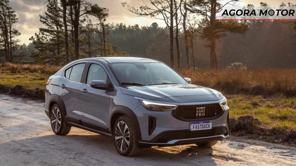 Foto de um Fiat Fastback