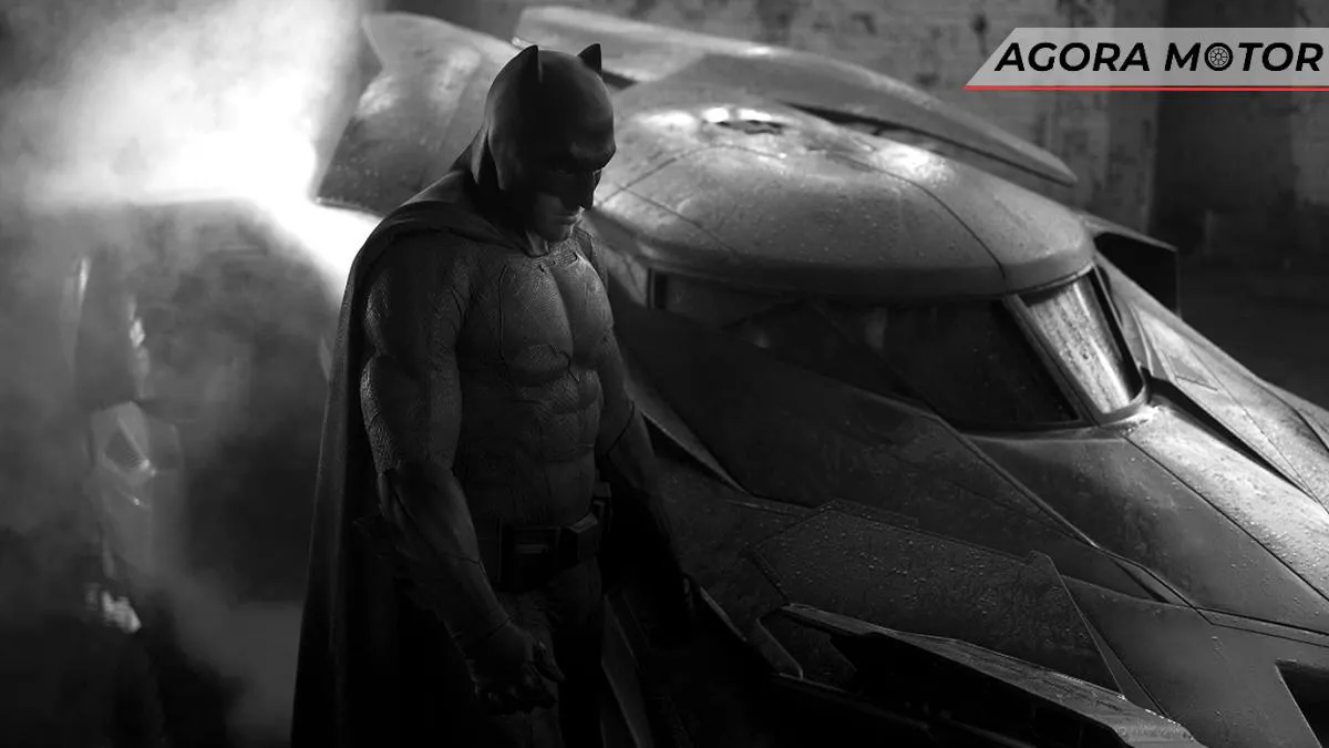 Esse é o batmóvel mais subestimado que o Batman já dirigiu Esse é o batmóvel mais subestimado que o Batman já dirigiu