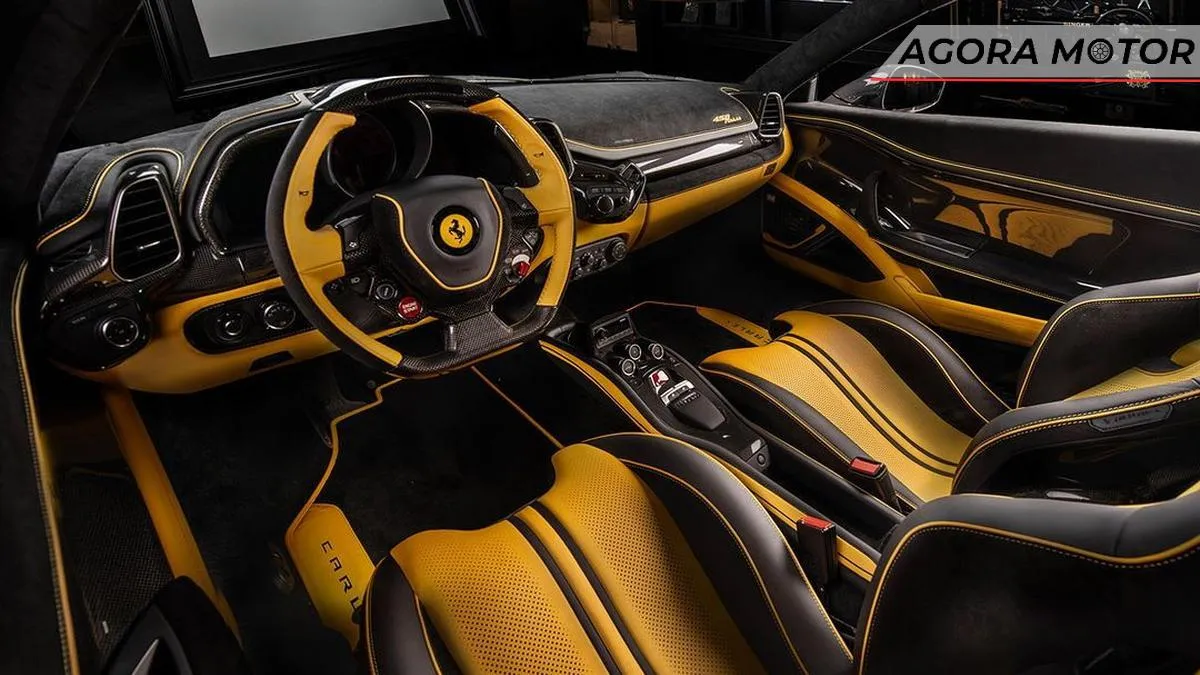 Ferrari 458 Italia tem interior personalizado com muitos detalhes em amarelo