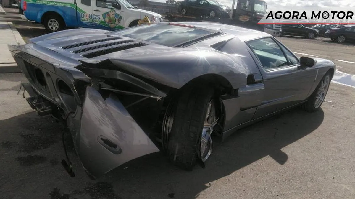Ford GT 2006 batido: um projeto para compradores corajosos ou causa perdida?