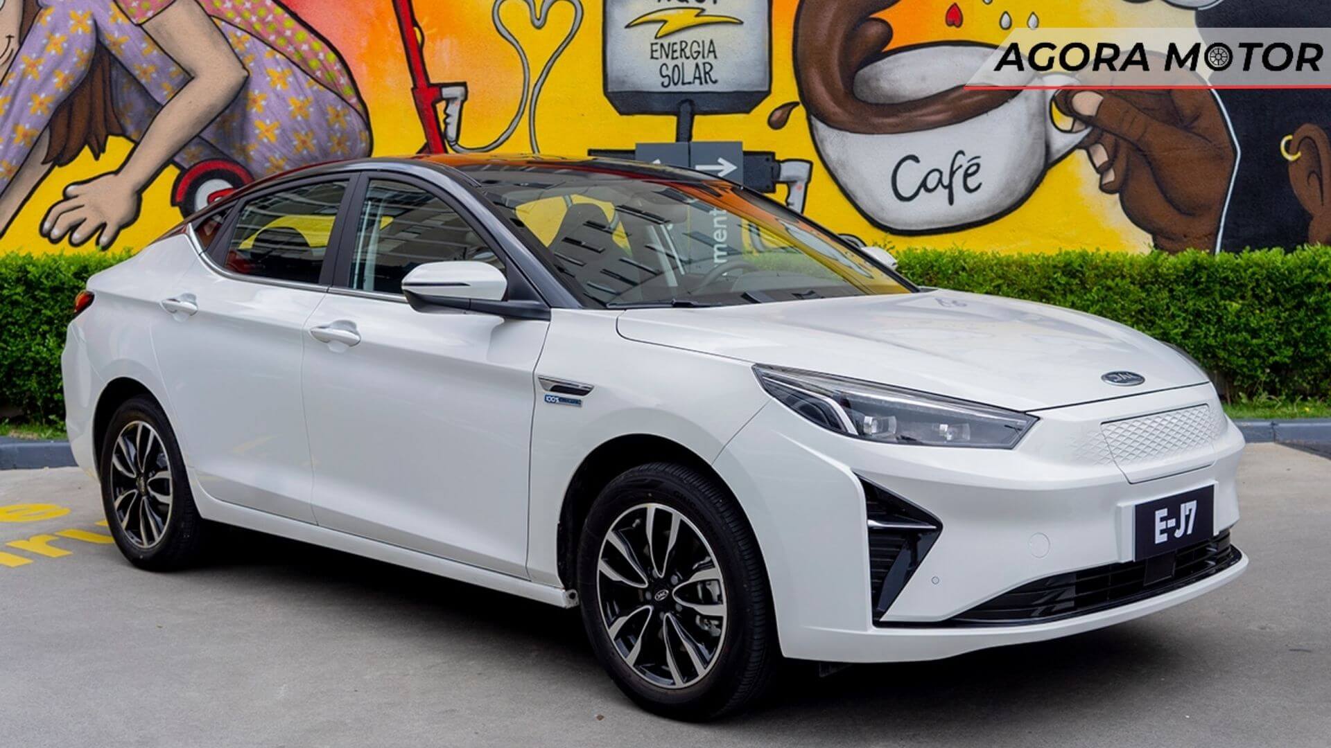 Foto de um JAC 2023 J7