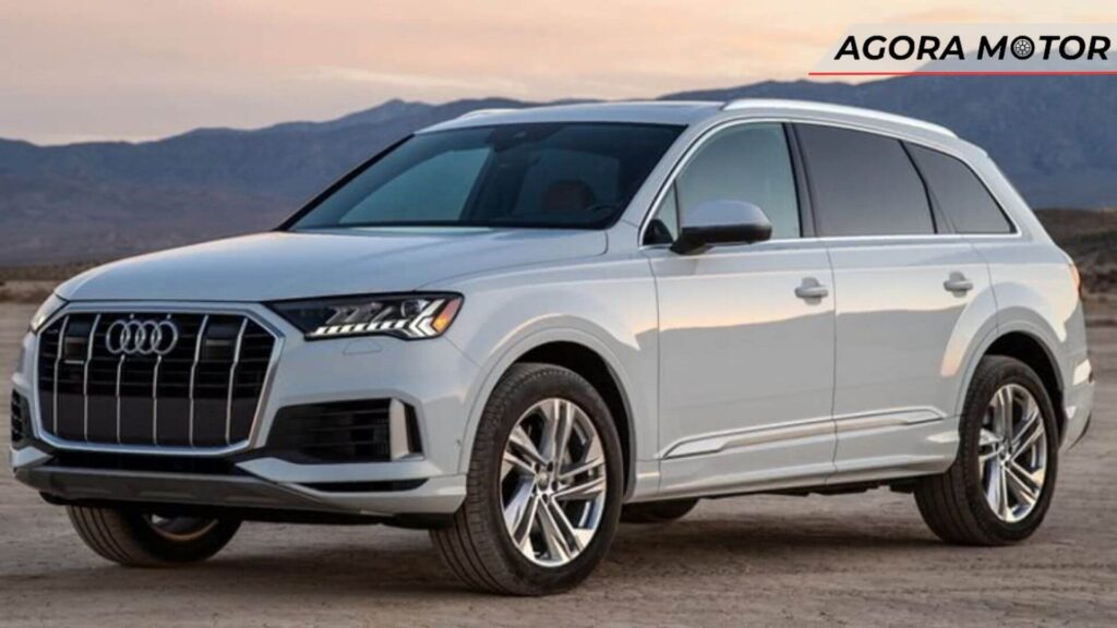 Foto de um Audi Q7 2023