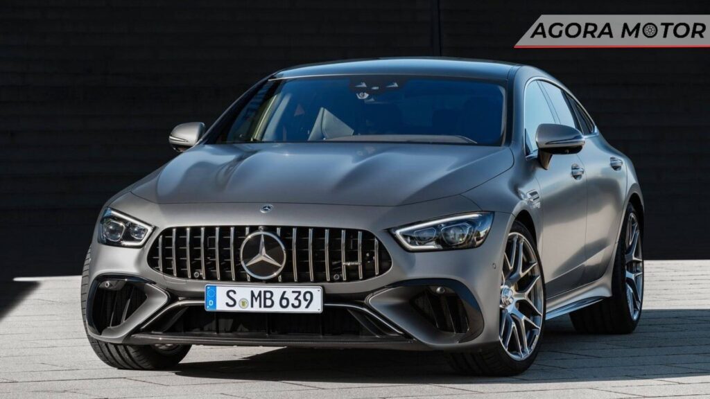 Foto de um AMG Classe S GT, um dos lançamentos da Mercedes-Benz 2023