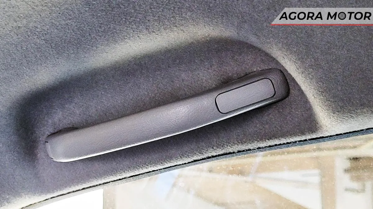 Por que os carros novos não tem mas a alça de teto (puta merda, PQP)?