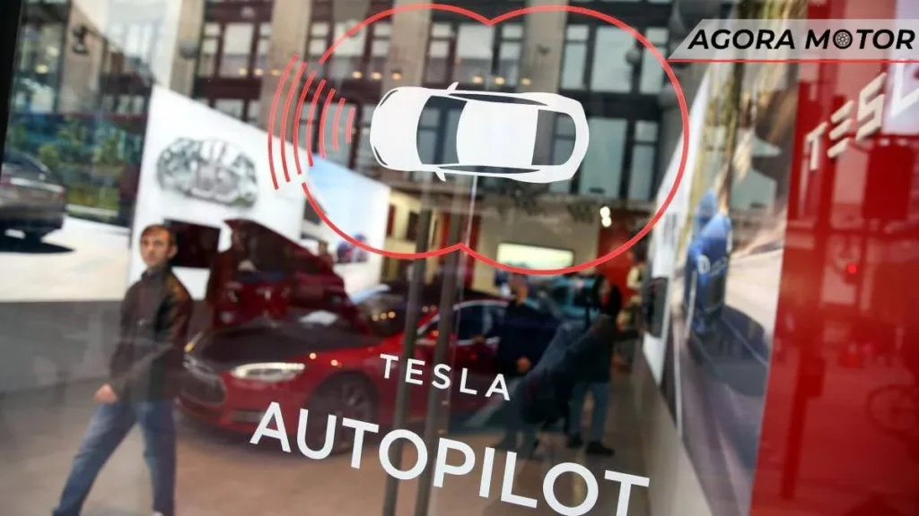 Qual a porcentagem de mortes em acidentes com carros da Tesla são atribuídos ao piloto automático?