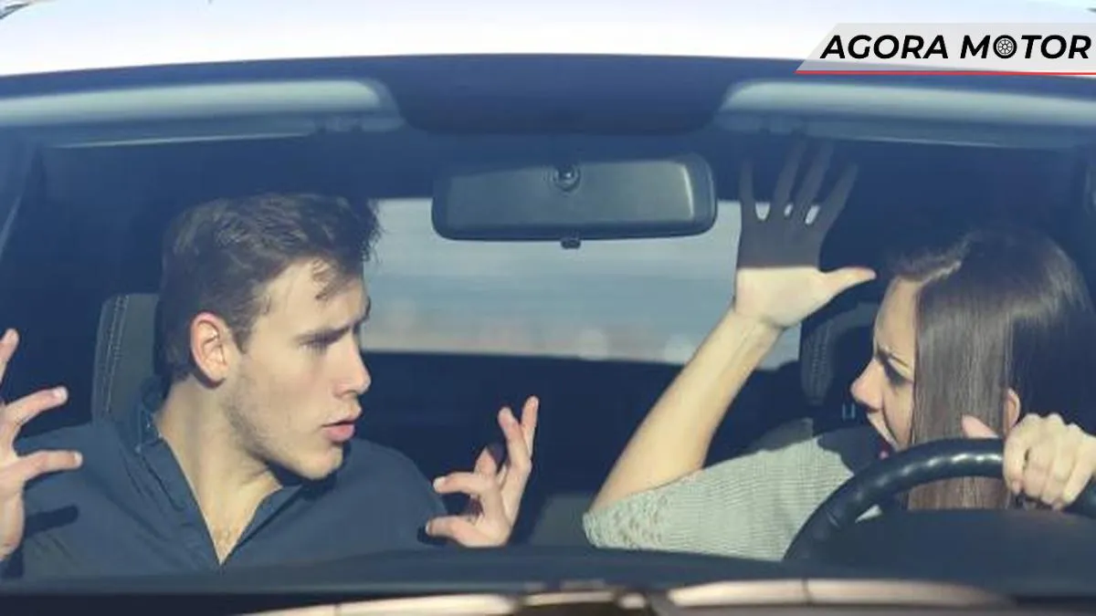 Sabia que se o motorista brigar com outros dentro do carro, ele pode ser multado? Sabia que se o motorista brigar com outros dentro do carro, ele pode ser multado?