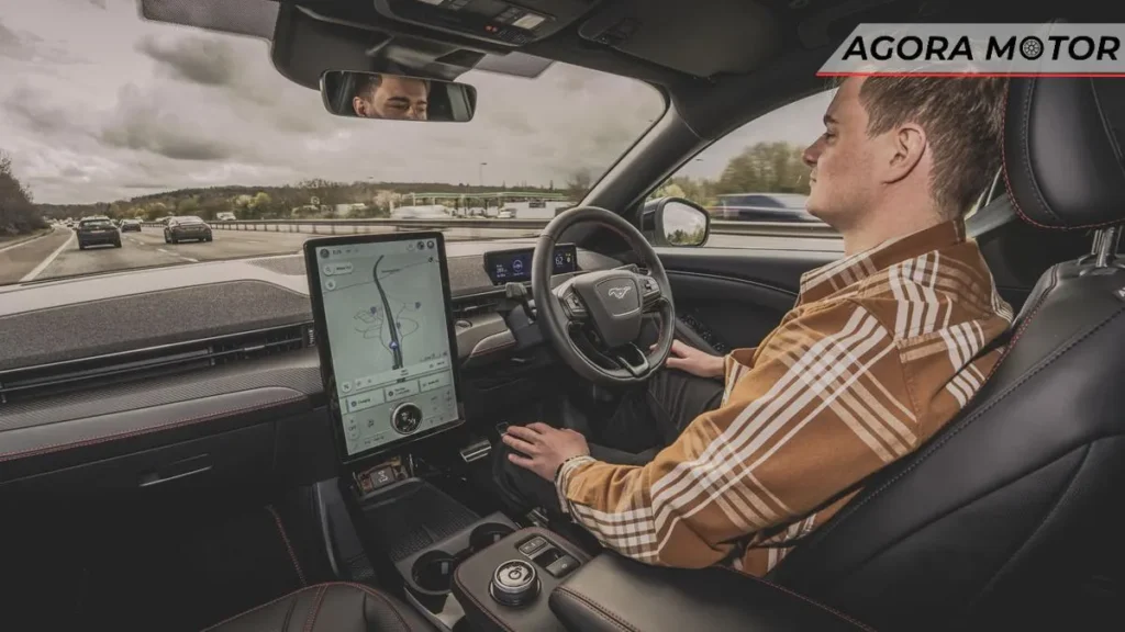 Sistema autônomo do Mustang Mach-E 2023 é uma assinatura mensal de £ 17,99 Sistema autônomo do Mustang Mach-E 2023 é uma assinatura mensal de £ 17,99