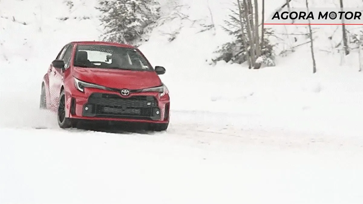 Toyota GR Corolla AWD dá show em pista escorregadia de neve