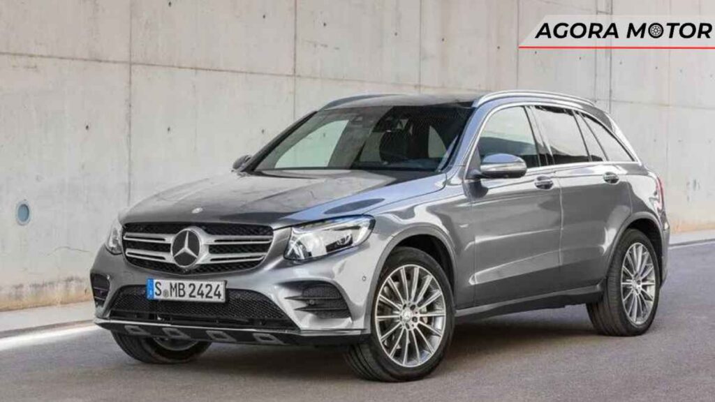 2016 Mercedes-Benz GLC300 (manutenção anual $ 1.010, cerca de R$ 5.039)
