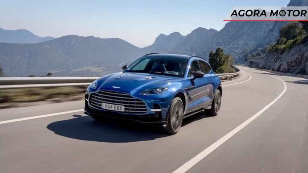 Aston Martin DBX707 – 308 km/h