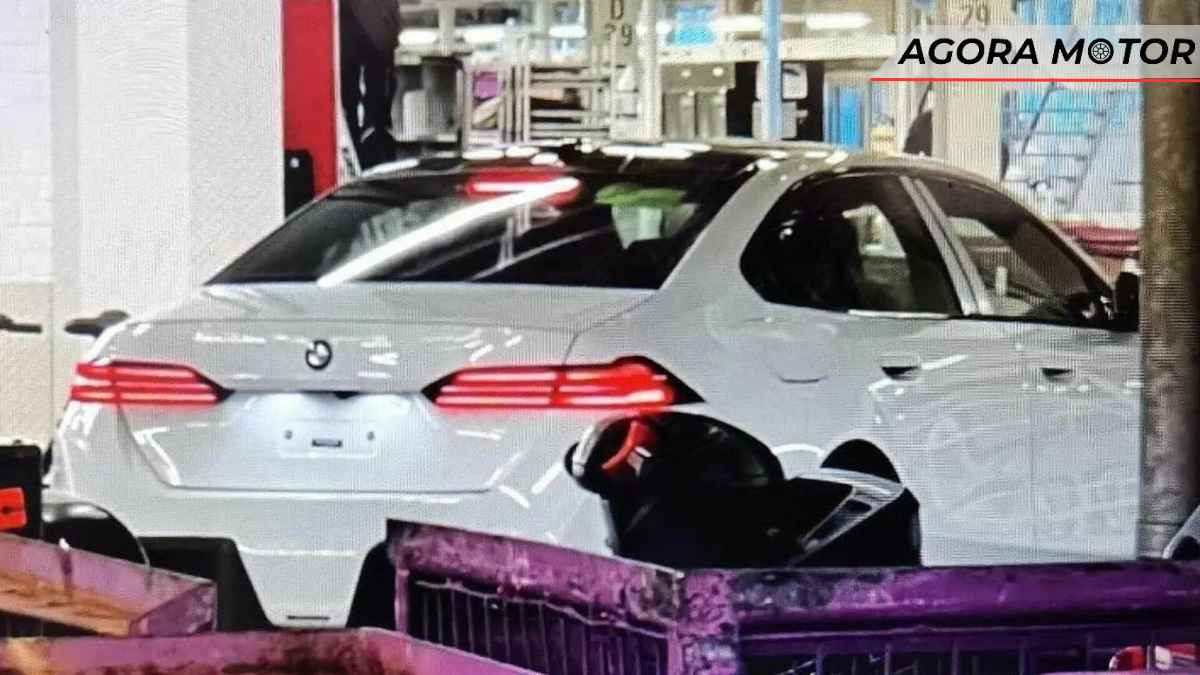 BMW Série 5 2024 é flagrado sem camuflagem: veja como será a traseira!