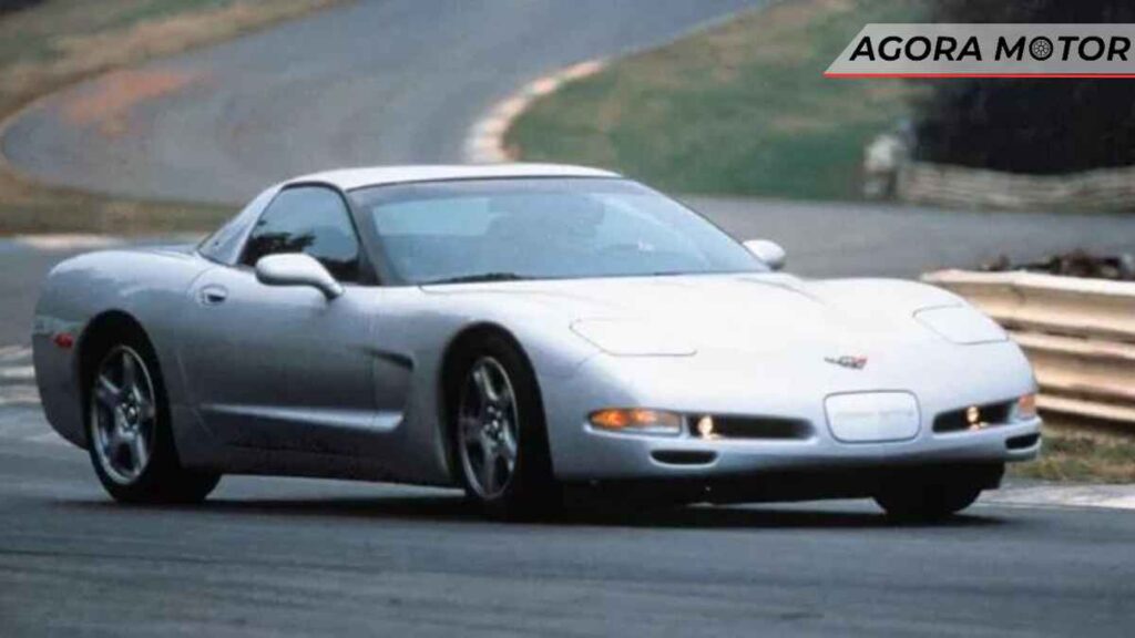 Corvette C5 - média de US $ 14.000 (R$ 69.860)