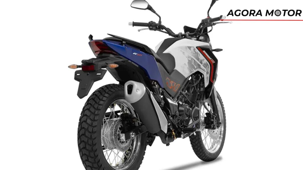 Traseira da moto.