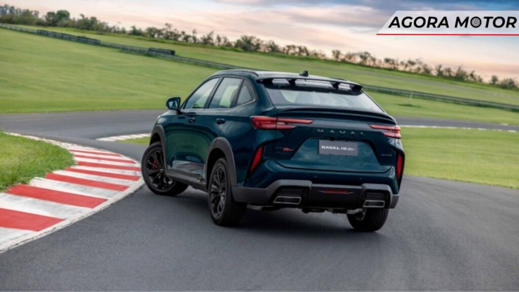 Traseira do Haval H6 2024 GT.
