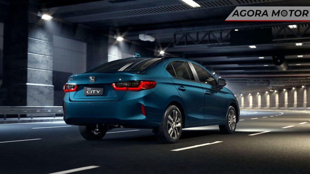 Traseira de um Honda City 2024.