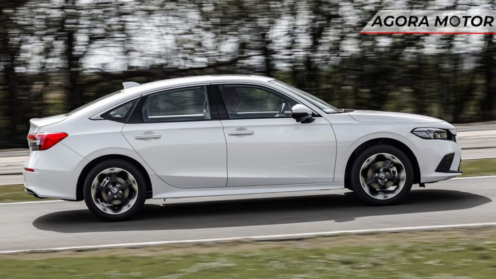 Lateral do Honda Civic.