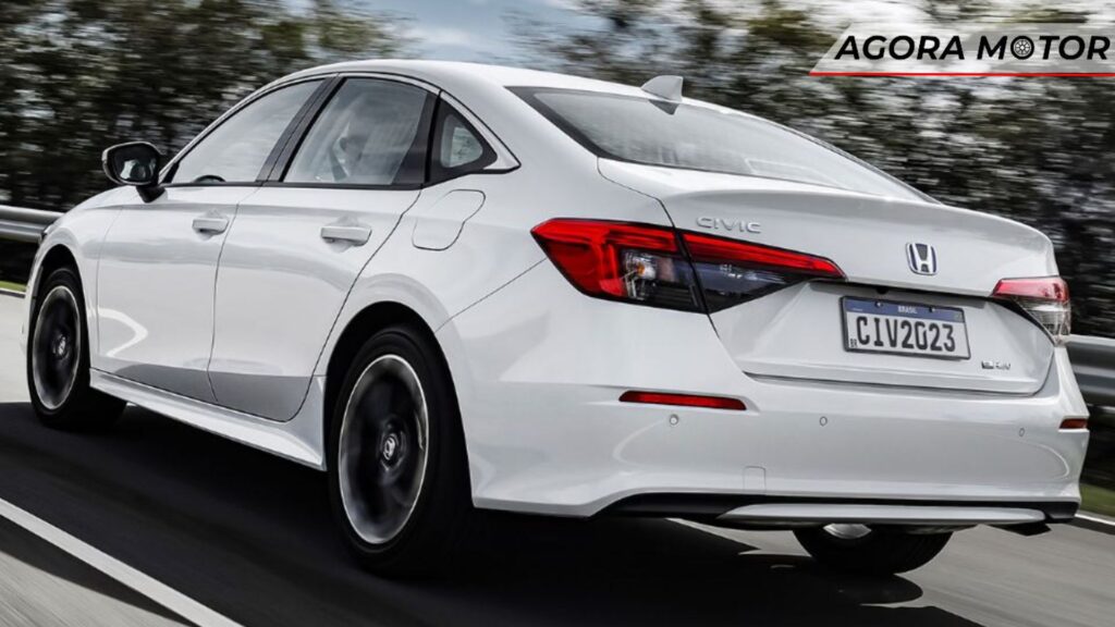 Traseira do Honda Civic Hybrid.