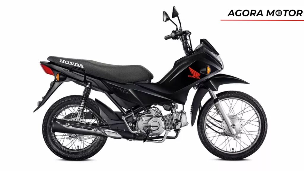 Lateral da Honda Pop 110i na cor preta.