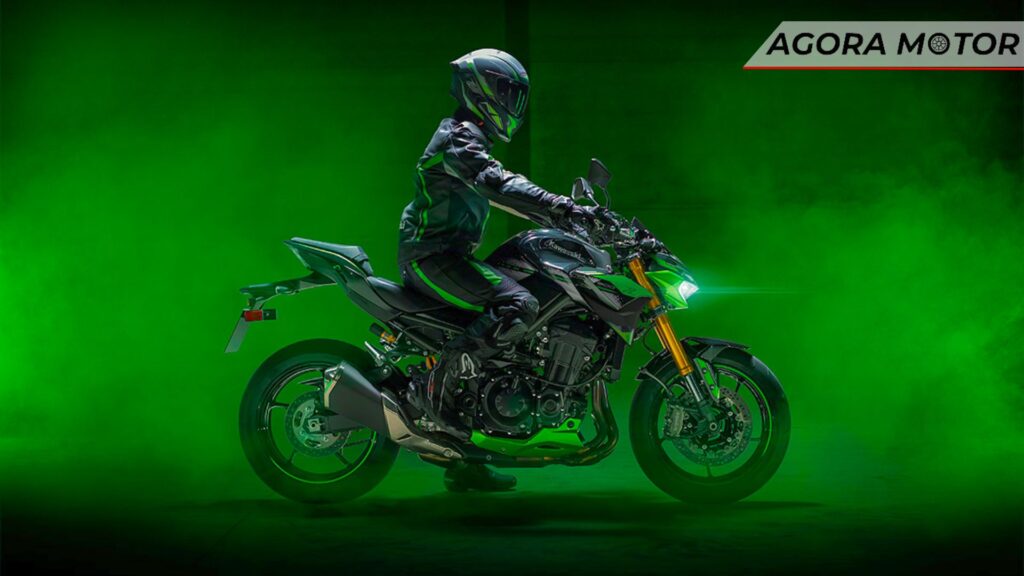 Lateral da Kawasaki Z900 2024.