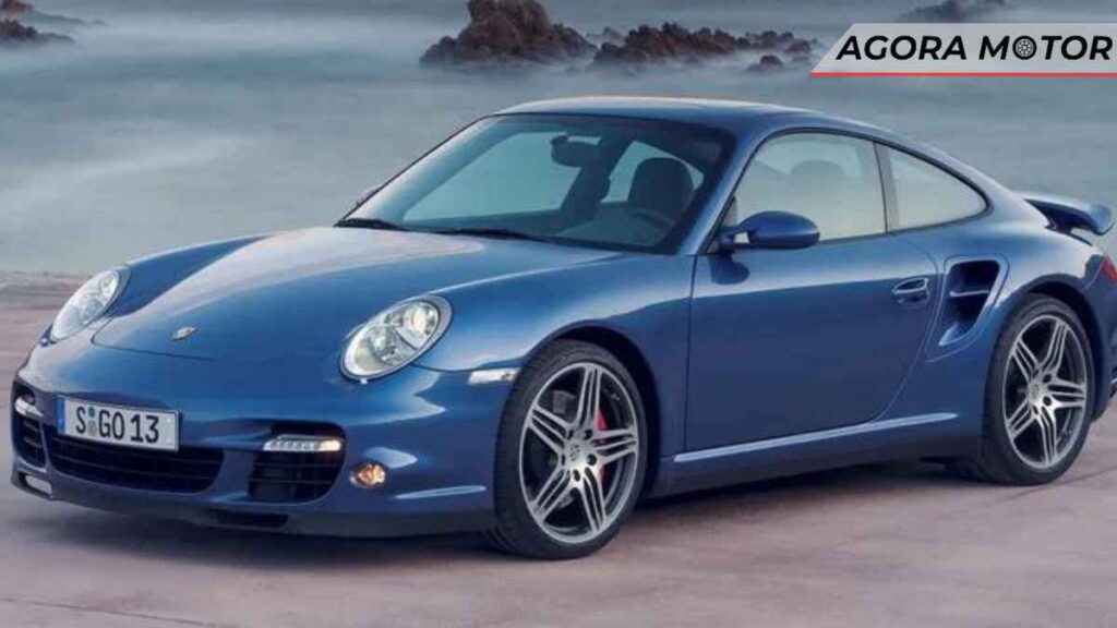 Porsche 911 Turbo (997) - ~$70,000 (R$ 345.100)