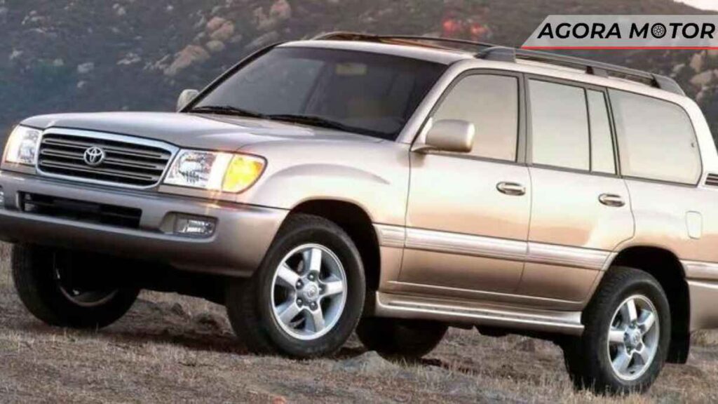 Toyota Land Cruiser Série 100 (preço estimado de $ 15.000 - R$ 73.950)