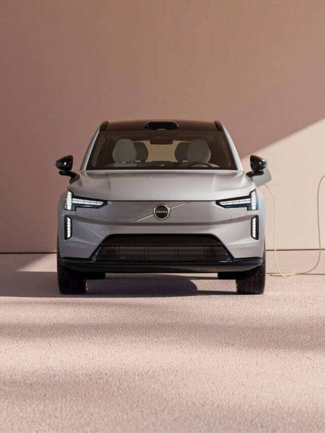 Volvo EX90 2024.
