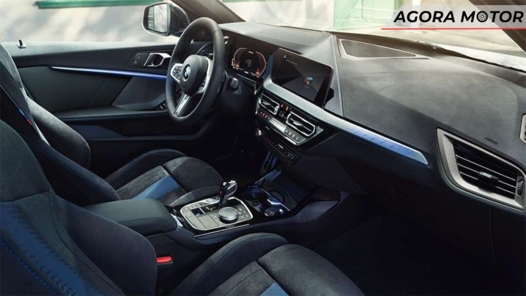 Interior do 118i 2024