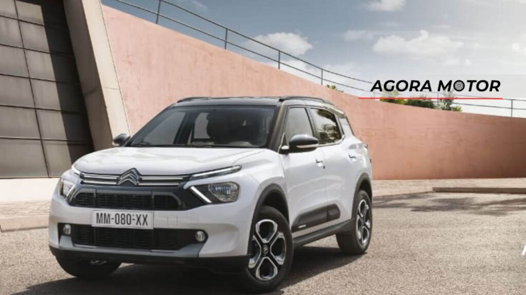 Foto de um C3 Aircross 2024 branco.