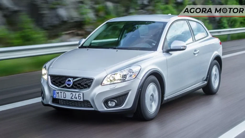 Eis por que o Volvo C30 era conhecido como o Volkswagen Golf sueco