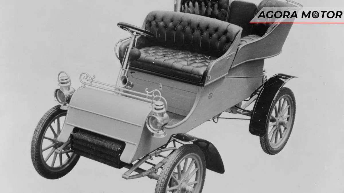 Ford implementou a semana de trabalho revolucionária de 40 horas em 1926 Ford implementou a semana de trabalho revolucionária de 40 horas em 1926
