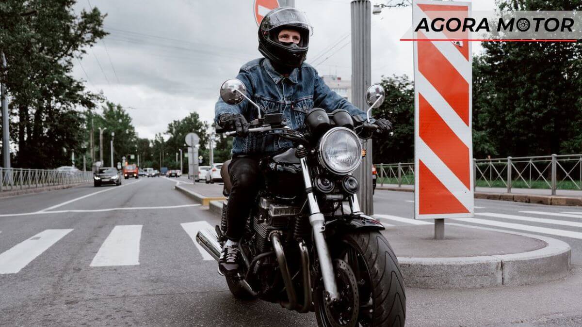 Usar capacete diminui em até 70% a gravidade de acidentes de moto