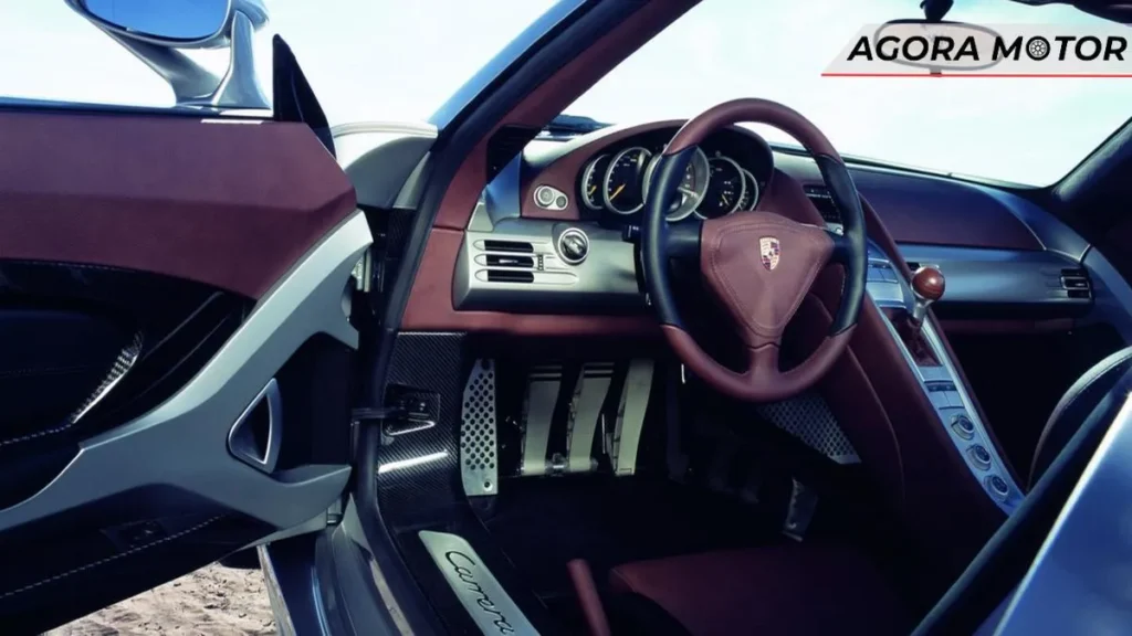 Duvidamos que você saiba onde fica o CD player do Porsche Carrera GT