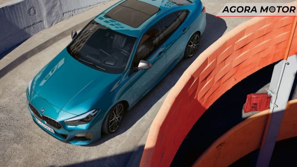 Foto aérea de um Série 2 Gran Coupé 2024.