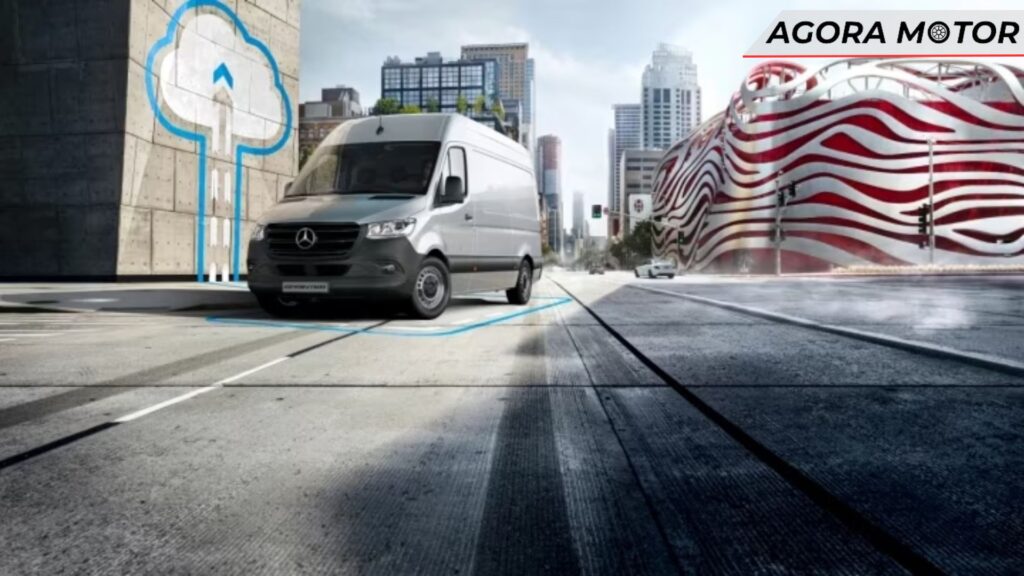 Sprinter 2024 cinza na estrada.