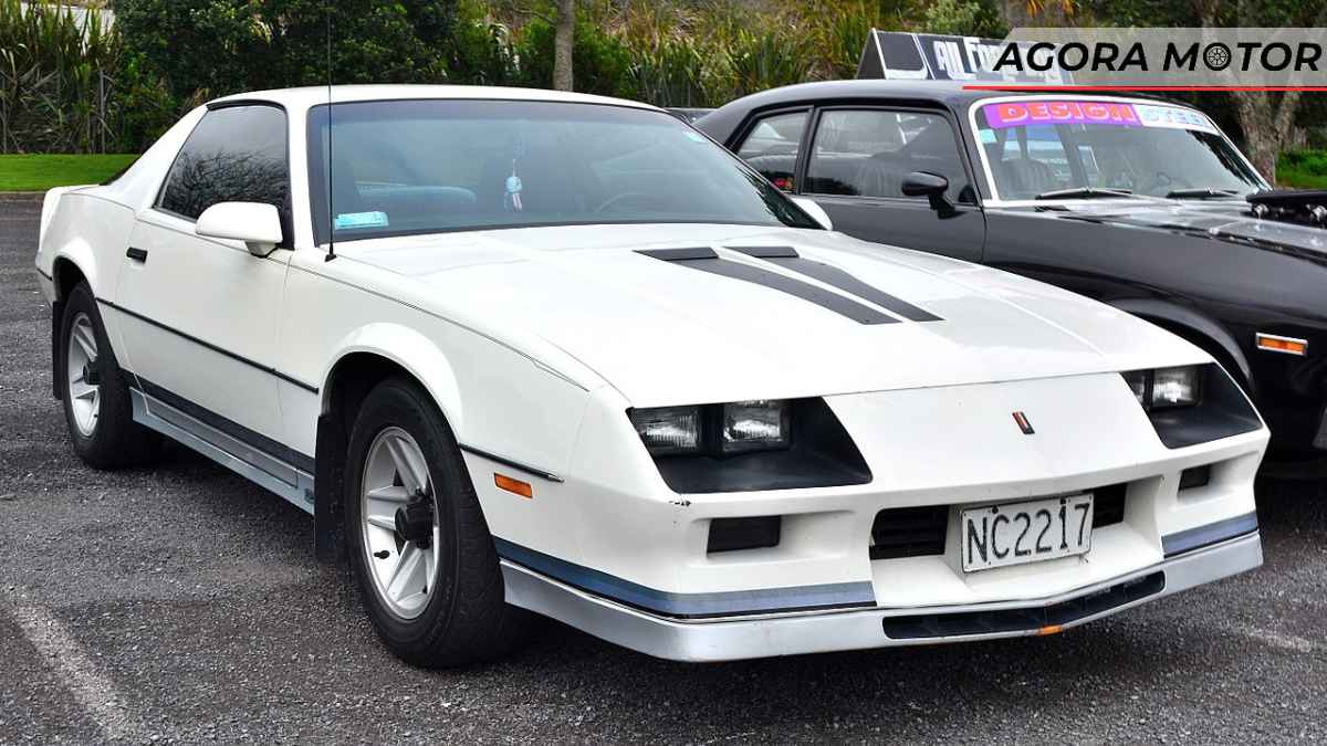 10 muscle cars baratos muito potentes com alto desempenho!