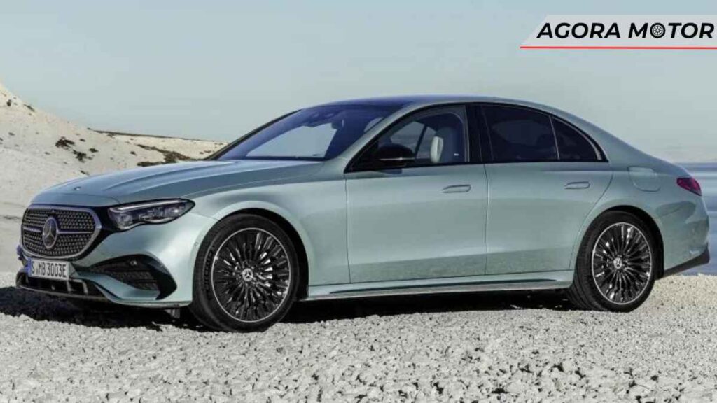 2. Verde Silver (como visto no 2024 Mercedes-Benz E-Class)