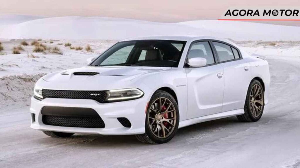 2015 Dodge Charger SRT Hellcat - 707 cv