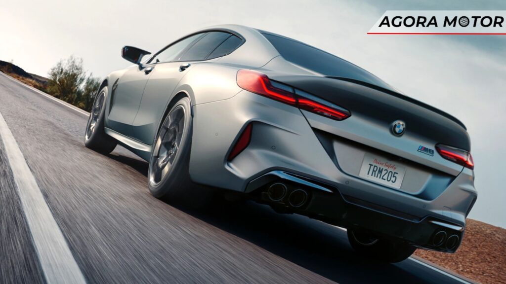 Traseira da BMW M4 2024.