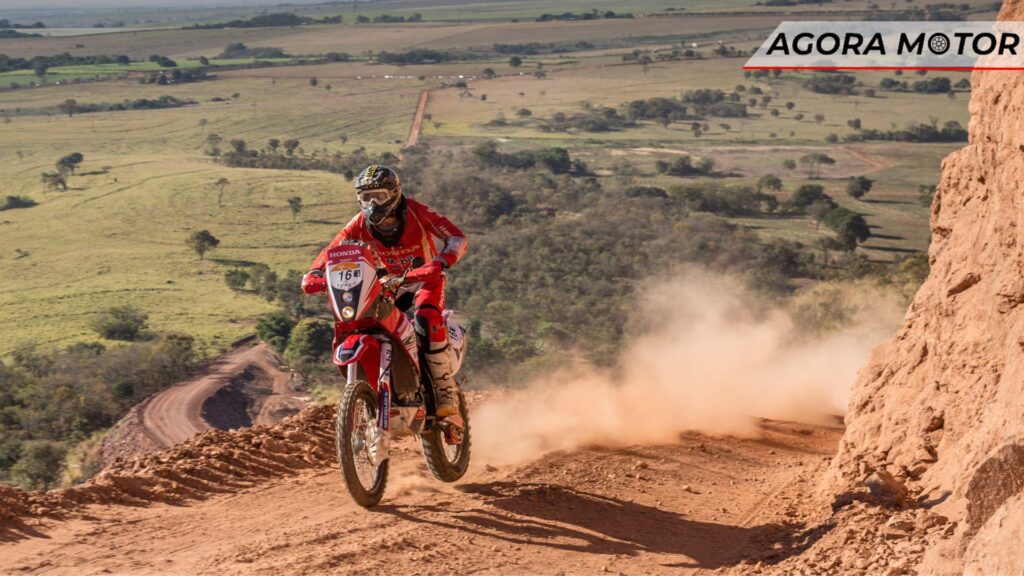 CRF 230F acelerando.