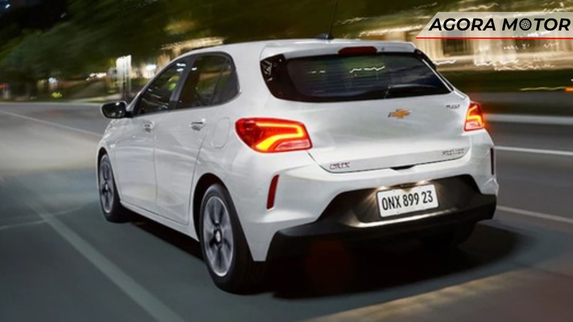 Onix 2024 branco.