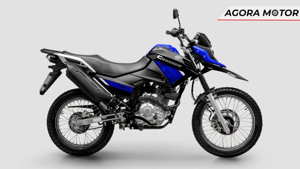 Crosser 2024 azul.